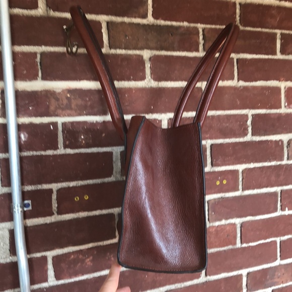 Wilsons Leather Tote with Front Pocket - Picture 3 of 5